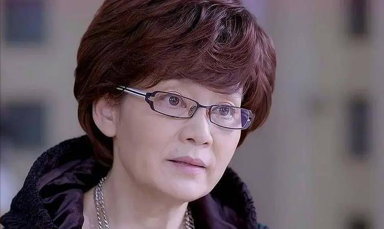 潘虹为什么没结婚(潘虹什么时候离的婚)