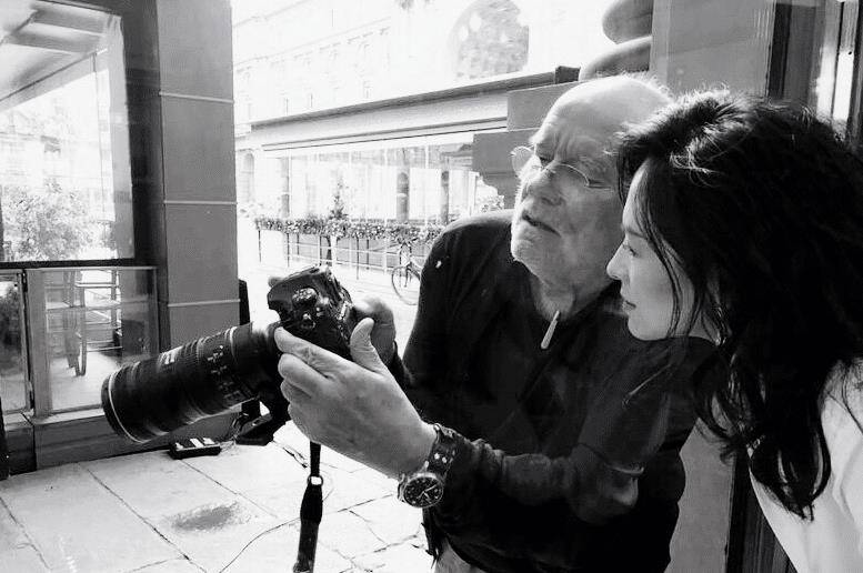 章子怡近照素颜(章子怡黑白素颜照)