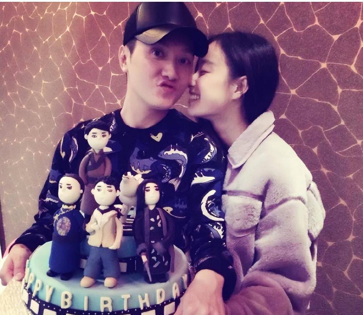 赵丽颖冯小刚离婚(冯丽颖离婚)