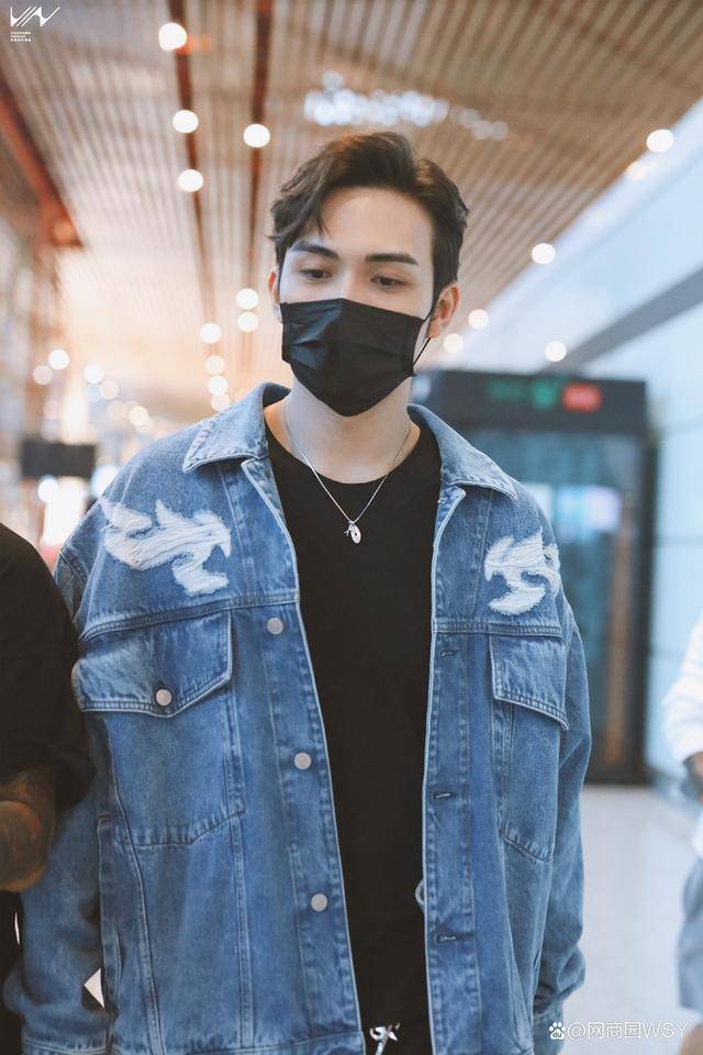 张彬彬呆萌(霸道男神照片)