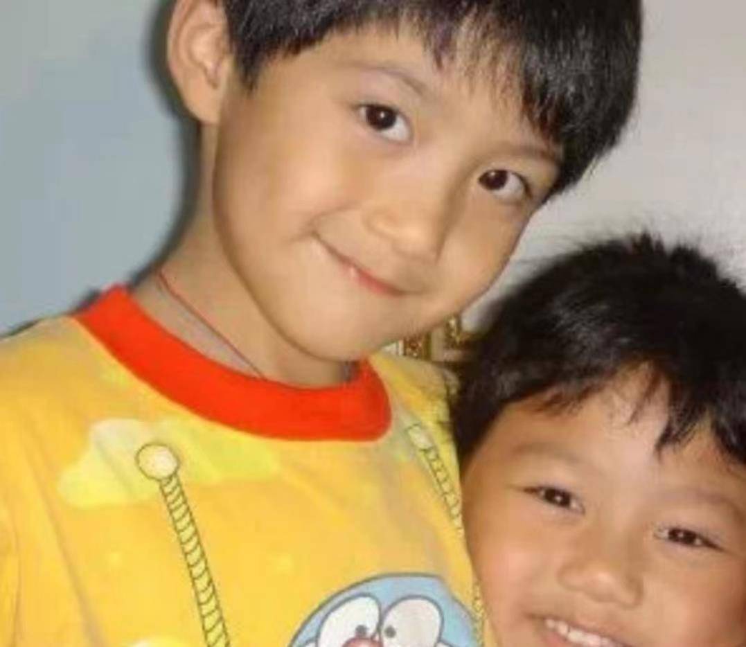 突然,这个新来的TVB学生暴露了他糟糕的私生活。令人惊讶的是,他发表了许多评论,并打破了