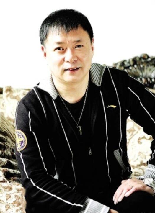 因流氓罪被判4年,“铁窗”王子迟志强是真流氓还是“坏人”?