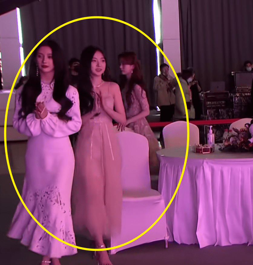 硬糖少女陈卓璇身高(硬糖少女获奖出镜生图曝光，赵粤颜值显老，陈卓璇脸大了一倍)