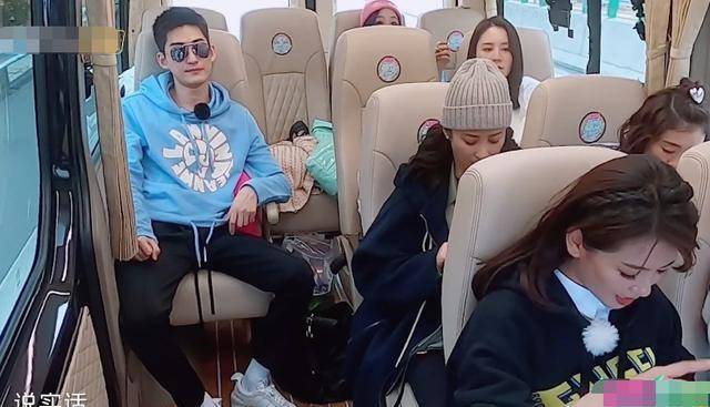 当刘涛第一次录制《妻旅》时，他想退出。他比不上娜娜，言语中充满了敬佩！