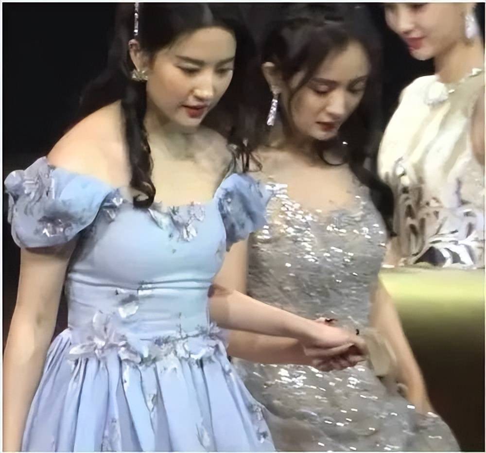 刘亦菲的腹肌(韩国腹肌刘亦菲)