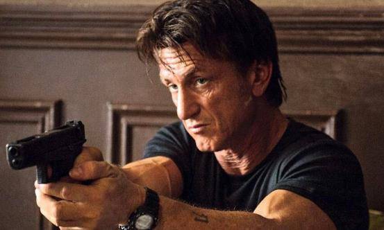 父女之爱，修成正果！这位60岁的奥斯卡奖得主娶了一个比她女儿还小的31岁的妻子。