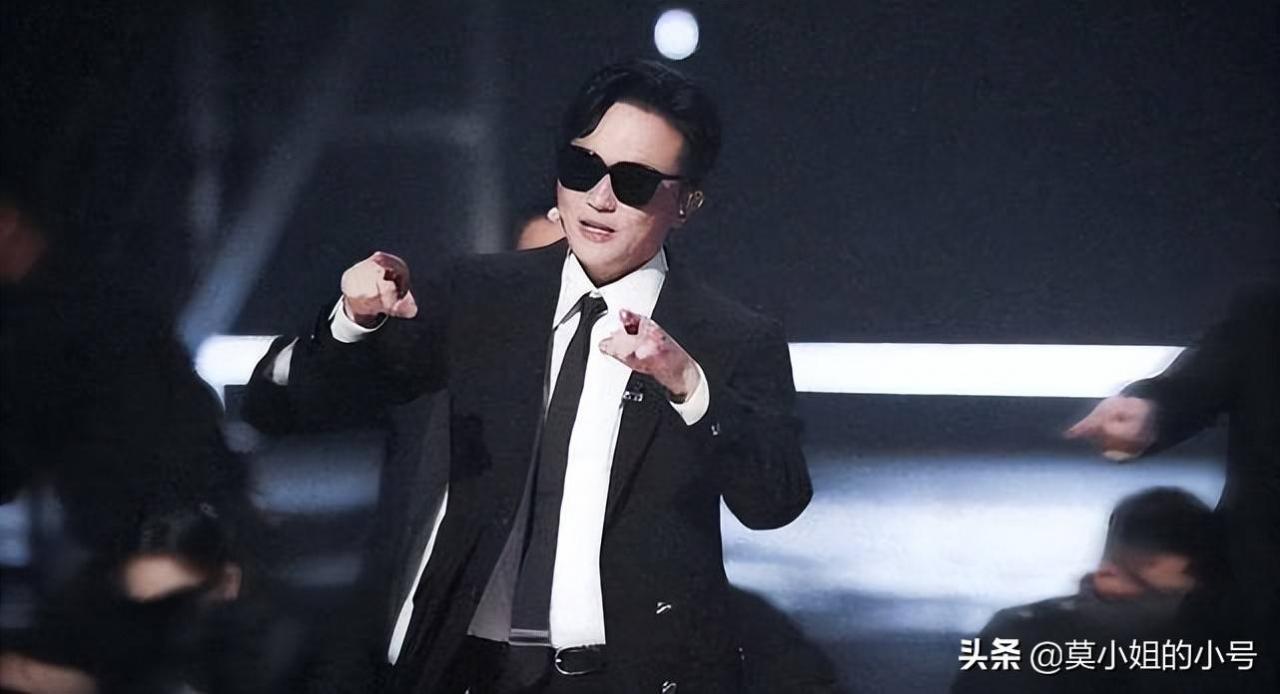 成熟大叔型明星(成熟大叔男明星)