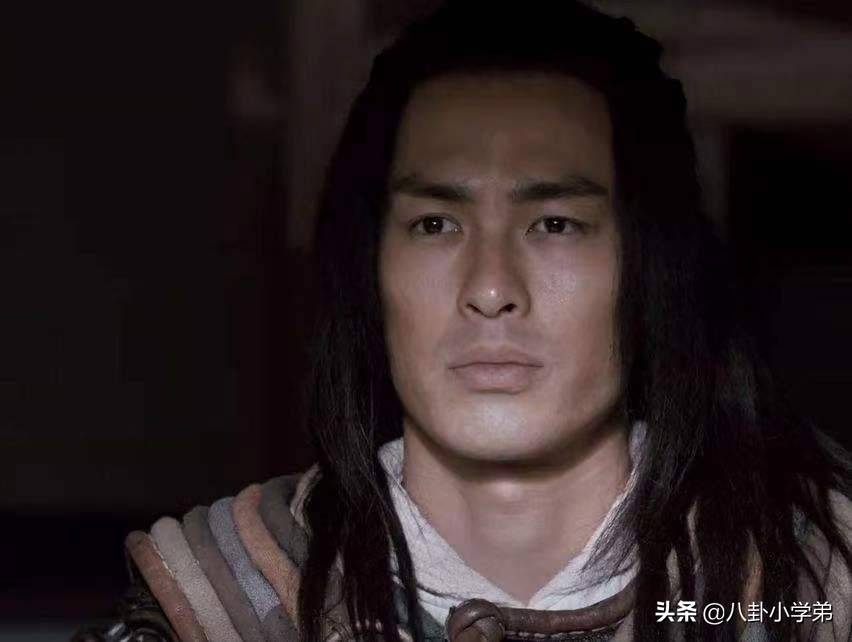 古装圆脸女星(大马脸男演员)