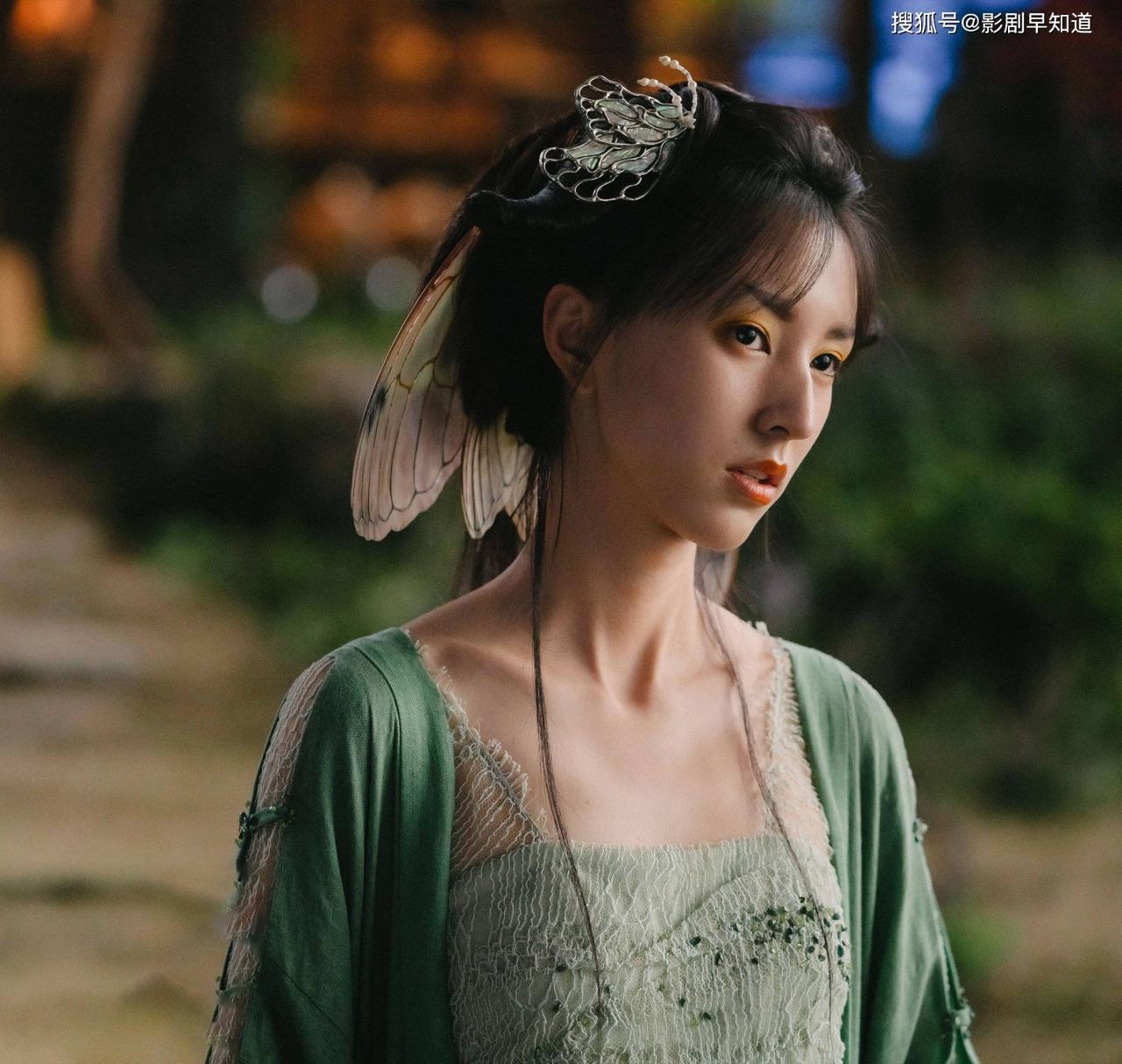 杨幂龚俊《狐妖小红娘》，造型评价两极化，造型师能力被质疑(龚俊演过狐妖小红娘)