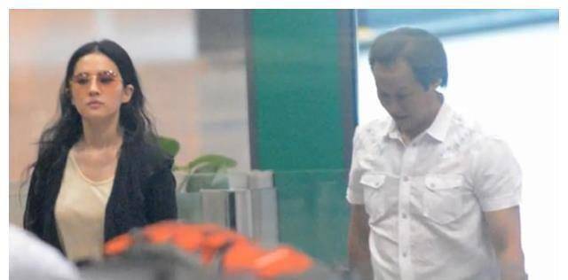 《美女暴击》刘亦菲：身价过亿，一件棉袄穿了十年，现在国籍有争议。