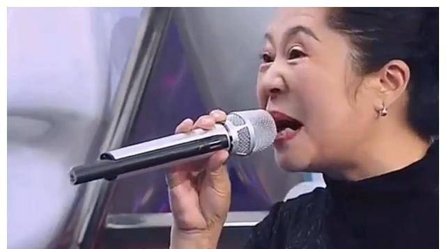 杨迪哪个综艺比较搞笑(杨迪综艺节目被说丑)