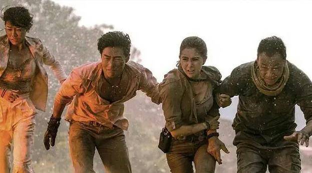 周:六年后,他回来了,又创造了一个奇迹。他娶了一个年轻的模特昆凌,她在四年内失去了生命。