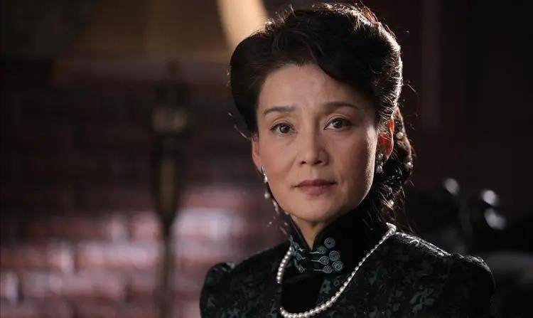 潘虹为什么没结婚(潘虹什么时候离的婚)