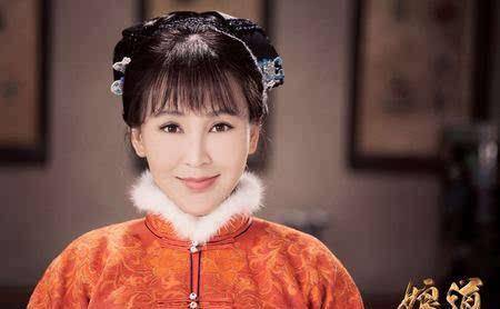 20岁成名与丈夫裸婚被抛弃(19岁一举成名拍戏途中和丈夫裸婚)