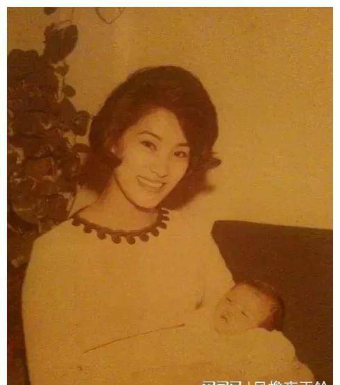 杨恭如和李嘉欣谁漂亮(杨恭如是港姐吗)