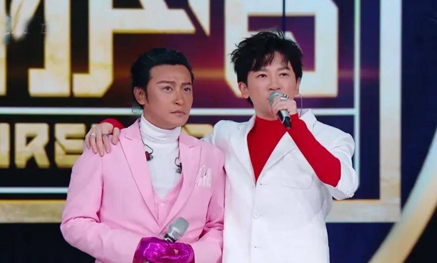 陈志朋晒蛋糕庆生(陈志朋出席网红生日宴，负责推蛋糕被群嘲，一次30万你推不推？)