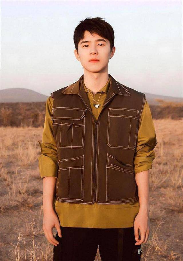 刘浩然终于拿到了驾照,可以自己去兜风了。不知道副驾驶会坐谁呢!