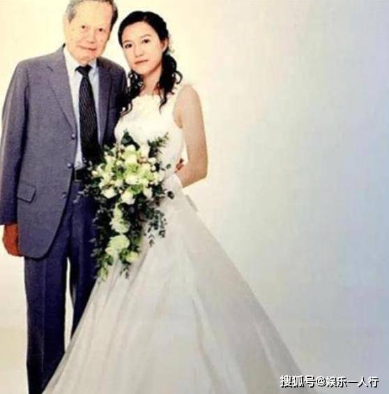 杨振宁比他岳母大多少岁(杨振宁和他老岳怎么称呼)