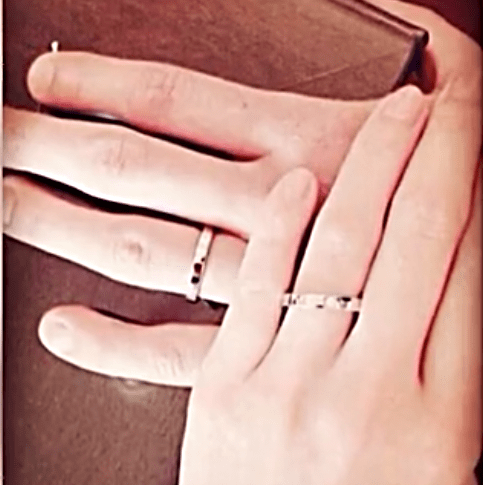 八年后，我撞见了他们过期的糖果。杨幂：满眼都是你为什么不珍惜？