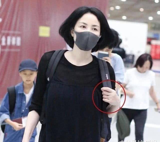 王菲与谢霆锋合照(谢霆锋求婚王菲四次)