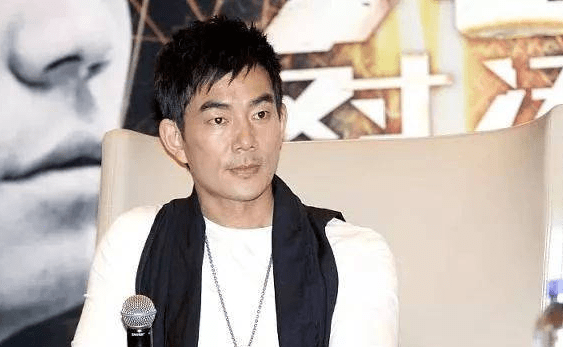 很难找到好的经典歌曲:华语乐坛在哪里?目前只剩下娱乐圈了。