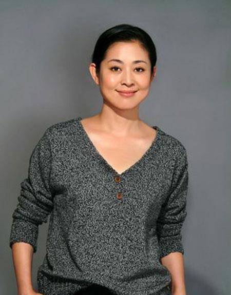 “苏大强”:长得丑，中学考了4年戏剧，一入学就爱上了。