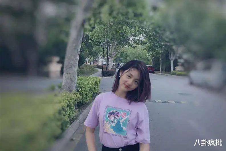 黄磊用心良苦!黄多多秀英文联健身,过度营销被吐槽!