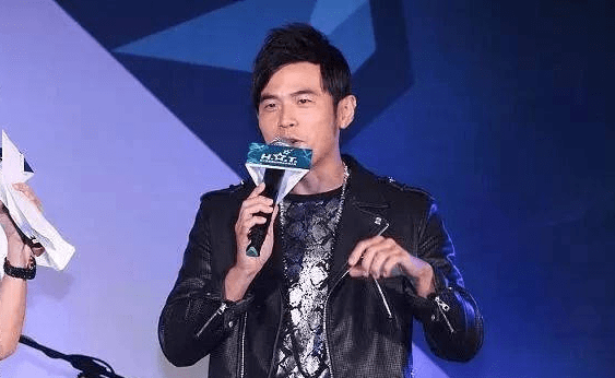 很难找到好的经典歌曲:华语乐坛在哪里?目前只剩下娱乐圈了。