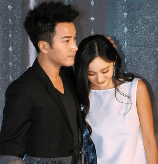 八年后,我撞见了他们过期的糖果。杨幂:满眼都是你为什么不珍惜?