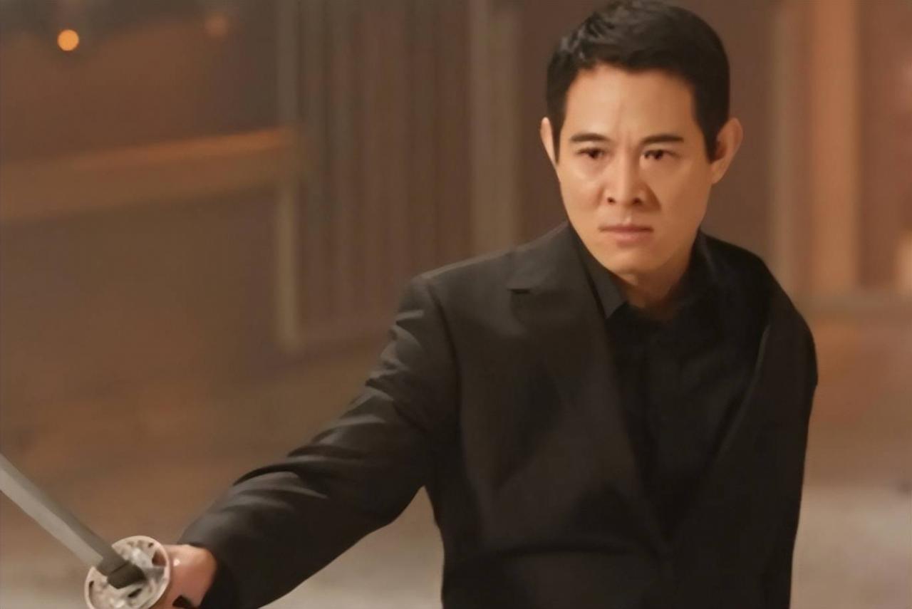 鲁豫采访李连杰哪一期(鲁豫问李连杰的爷爷是谁)