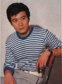 人气已经超过唐国强的周里京是如何从一夜走红变成“被万人唾弃”的?