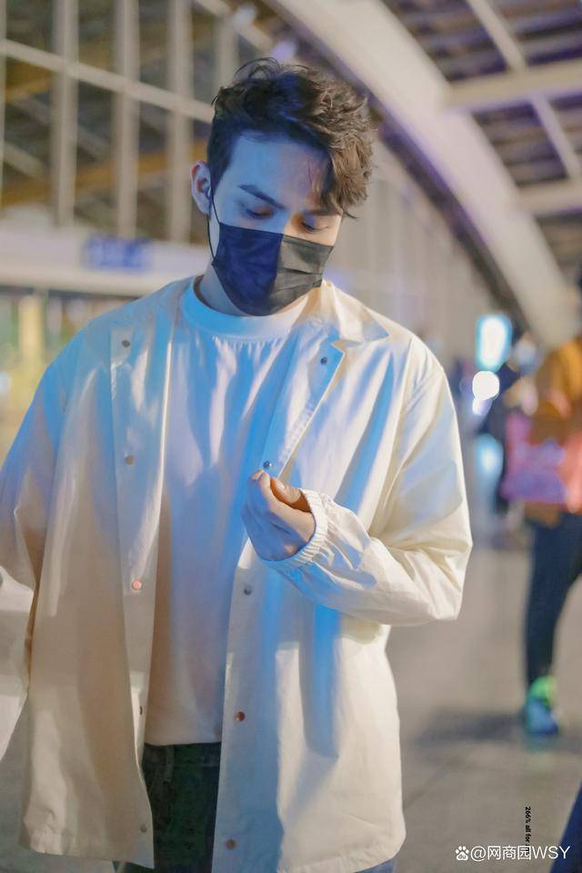 张彬彬呆萌(霸道男神照片)