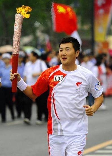 买红妹离婚(买红妹的现任)