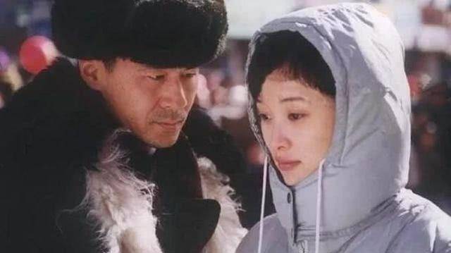 在剧中扮演第三者被骂得很惨，现实中被出卖？分手后一直没结婚！