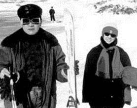 人气已经超过唐国强的周里京是如何从一夜走红变成“被万人唾弃”的?