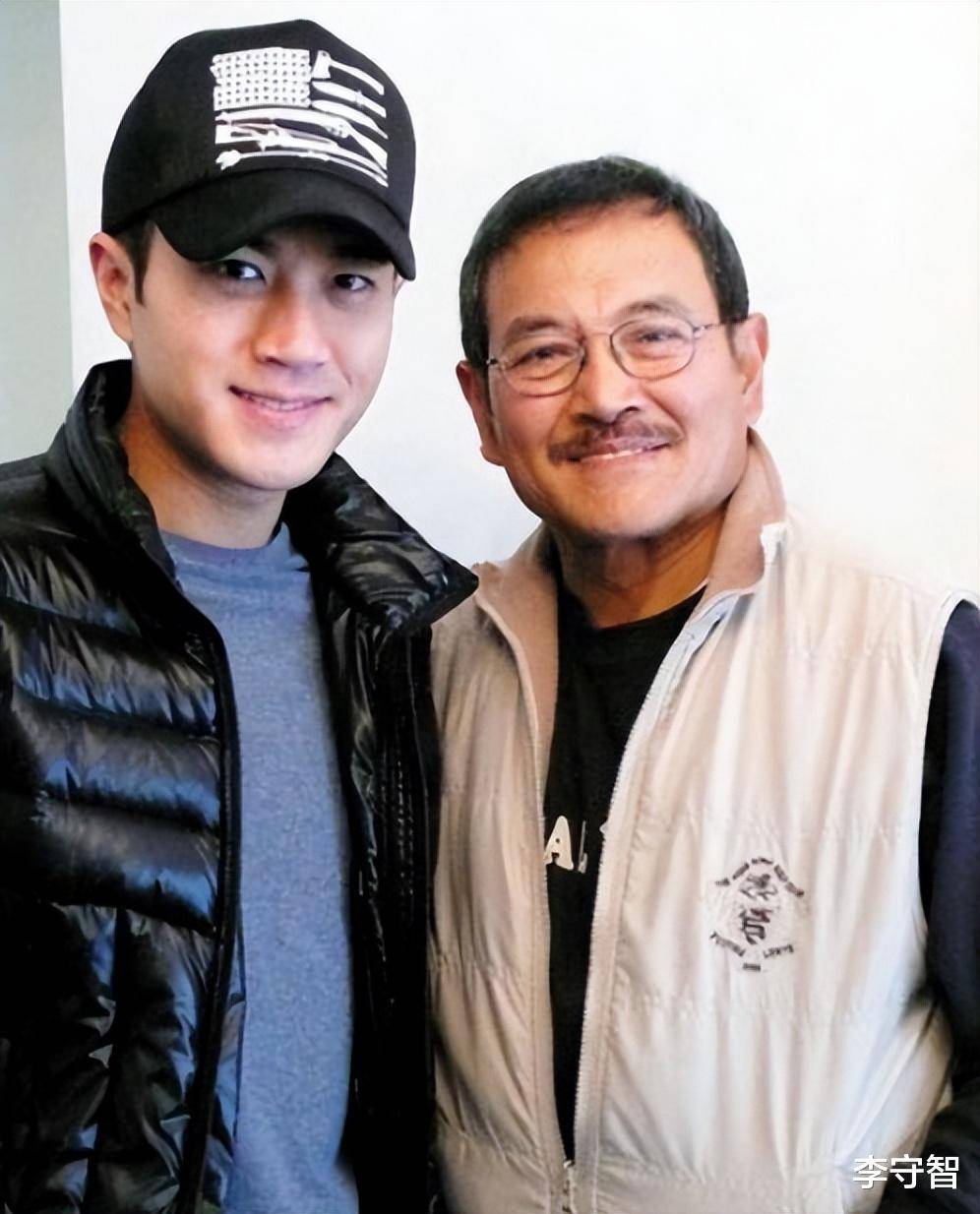 刘丹说刘恺威出去工作的时候会哭,杨幂粉丝吐槽孩子炒作。