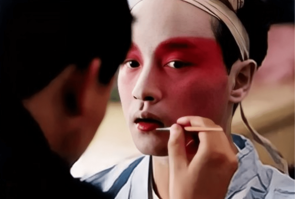 张国荣逝世17周年唐鹤德发文缅怀(2002年张国荣生日唐鹤德为什么缺席)