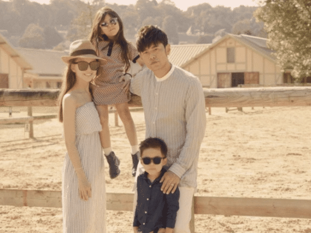 昆凌官方宣布三子小品中宝宝性别存疑,粉丝高呼周杰伦:发专辑庆祝!