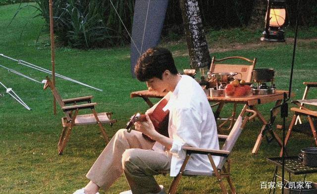 李淑昕的圈粉能力有多强?路人粉丝看反黑抽奖,直接给宝宝肖凯打电话。