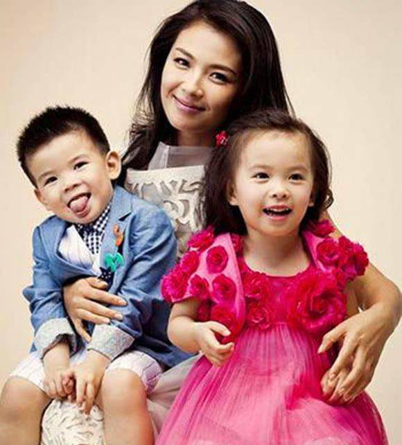 刘涛的豪门之路并不容易。十年时间，他帮老公还清了债务，养育了4亿孩子。凯利总统的脾气没有变。