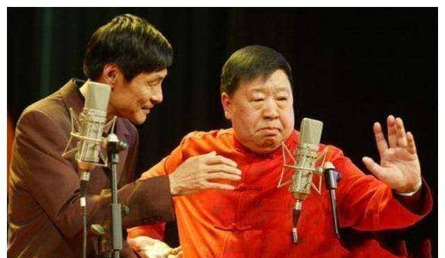 相声天才刘伟:从巅峰变成了“囚徒”,离开冯巩就不会红了。