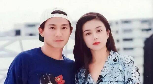 她为什么放任自己35年?扭曲的情感观里没有真正的“自爱”。