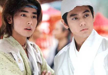 泰星tao的女朋友(tae和林志颖好像啊)