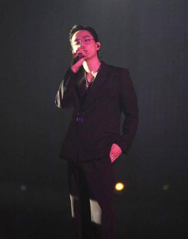 李承铉是全职爸爸(李承铉做了几年奶爸)