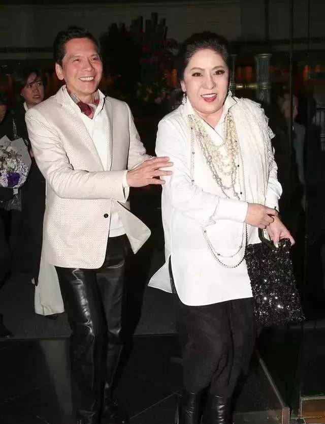 向华强为什么不嫁给美丽的关之琳?看看陈岚年轻时的照片。