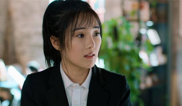 003010被韩律师觊觎的贺幸运，就是把王有德的真面目撕开的人。