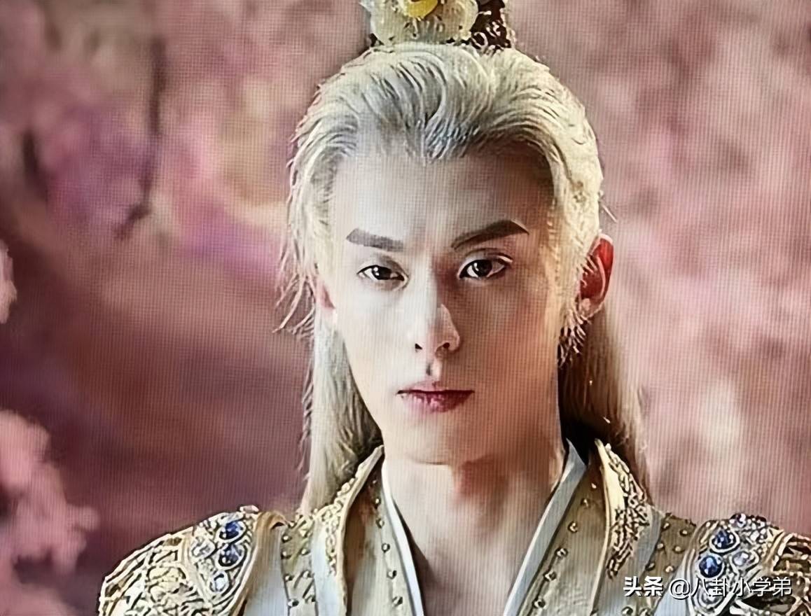古装圆脸女星(大马脸男演员)