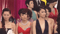 刘涛同台零互动，杨幂扇霍思燕耳光，你们圈里的塑料姐妹都在撕，都在吓。