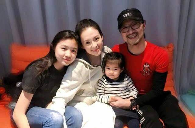 章子怡毕业照(章子怡毕业大学)