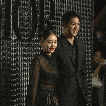 吴永恩丽江之行,奥利维亚,多次偶遇。他们的脸被赞,身高差最可爱。